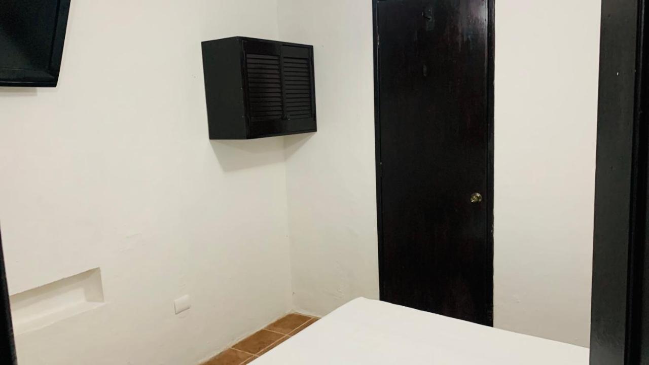 Moonshine Hotel Playa del Carmen Exteriör bild