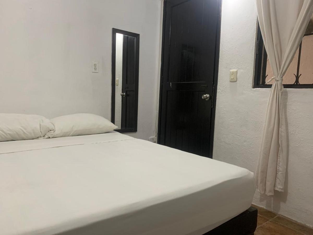 Moonshine Hotel Playa del Carmen Exteriör bild