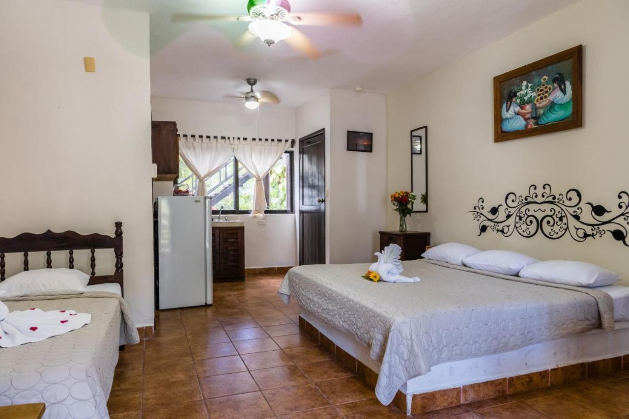 Moonshine Hotel Playa del Carmen Exteriör bild