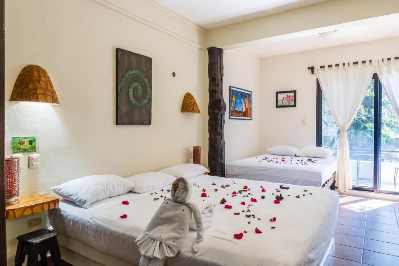 Moonshine Hotel Playa del Carmen Exteriör bild