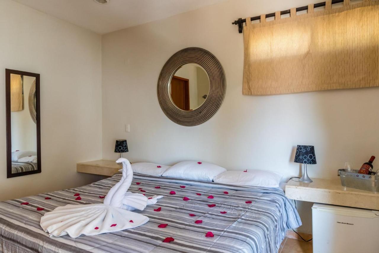 Moonshine Hotel Playa del Carmen Exteriör bild