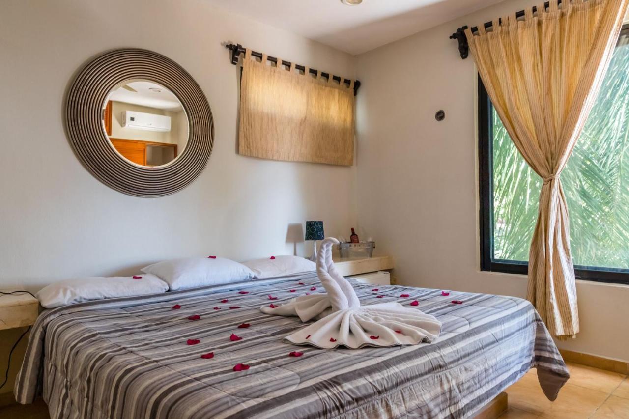 Moonshine Hotel Playa del Carmen Exteriör bild